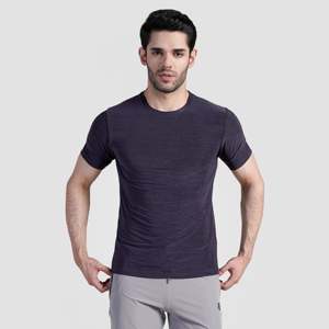 เสื้อยืดโอเวอร์ไซส์ใส่สบาย ดีไซน์ลายสลับ ผ้าฝ้าย 100% พิมพ์ลาย หมายเลขรุ่น คัมเพรสส์ เฟเจอร์แบบอัดแน่น ผ้าสีเทา น้ำหนักผ้า 160gsm - Product Image 1