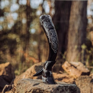 Cuerno para beber natural de calidad superior Soporte de metal pulido ecológico Varios estilos Incluyendo suministros náuticos para fiestas - Product Image 4