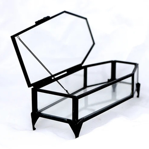 Boîte de rangement en verre transparent avec bordure en laiton, pour bijoux, cosmétiques, maquillage, rangement multifonctionnel, forme de cercueil, couleur personnalisée, fabrication artisanale - Product Image 6