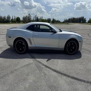 PRÊT À LIVRER CHEVROLET CAMARO 2SS COUPE 2011, CONDUITE À GAUCHE, SIÈGES EN CUIR, CAMÉRA ARRIÈRE - Product Image 5