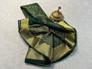 Hermoso Sari brocado de seda con zari tejido por todo el sari - Product Image 6