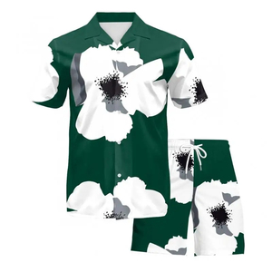 Ensemble chemise et short à manches courtes pour homme, imprimé floral, vert et blanc, tenue décontractée d'été, respirante, en polyester tricoté - Product Image 1