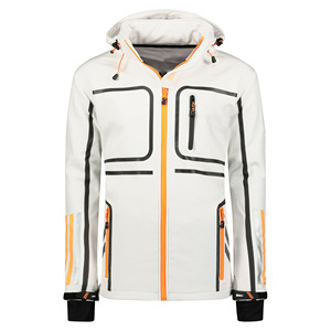 Veste légère Softshell respirante Indemand confortable pour hommes veste de voyage et de vêtements d'hiver tendance avec logo personnalisé - Product Image 5