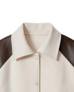 Veste universitaire pour homme, corps en laine, manches en cuir marron, boutons sur le devant, ourlet côtelé, veste bomber classique de style universitaire - Product Image 4