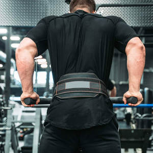 Ceinture plongeante unisexe antidérapante robuste de haute qualité Ceinture de levage en néoprène de taille personnalisée avec chaîne pour le fitness fabriquée au Pakistan - Product Image 3