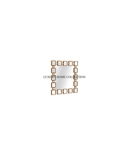 Cadre de miroir mural en métal antique magnifiquement fabriqué à la main avec des motifs ornés pour une décoration intérieure luxueuse - Product Image 1