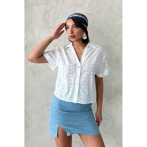 เสื้อปักลาย - สีครีม - Product Image 1