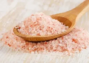 Fine granule Pink 10KG Packing. Coarse granulate 1 5 mm Pink 10kg packing Pakistan Red Color Rock Salt 20kg Packaging - Product Image 2