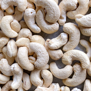 ตัวอย่างฟรี เม็ดมะม่วงหิมพานต์ดิบ W320 คุณภาพสูงจากเวียดนาม พร้อมส่ง ซานติโก - Product Image 1