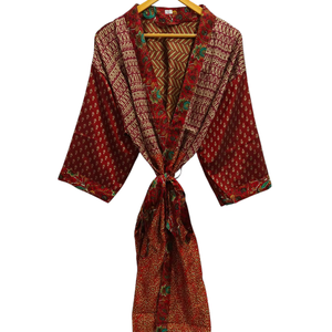 เสื้อคลุมมัดย้อมสำหรับชุดเจ้าสาวของเธอชุดของขวัญเสื้อคลุมปาร์ตี้ชายหาดชุดกิโมโนผ้าไหมส่าหรีพิมพ์ลายอินเดีย - Product Image 1