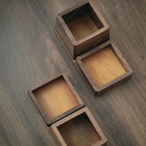 Porte-stylos en bois de qualité supérieure, organisateur artisanal en bois massif, support à crayons au design moderne, taille personnalisée, bureau - Product Image 4