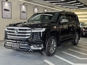 Toyota Land Cruiser d'occasion 2023, noir, 7 places, cuir, caméra de recul, norme Euro III, 8L - Product Image 6