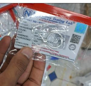 Anillos conmemorativos de piedra aguamarina elegantes de Soha Agate, Plata de Ley personalizada, certificado IGI, última colección para fiesta - Product Image 2