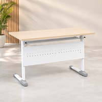Table de formation et de travail commerciale avec panneau de modestie, plateau en mélaminé E1, structure en acier