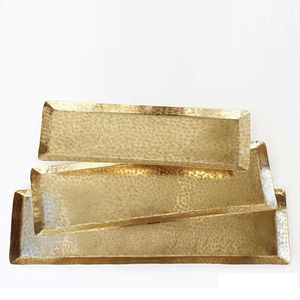 Incroyable plateau de service en métal doré fait à la main, en forme de rectangle pour la maison et l'hôtel, plateaux de table pour aliments et boissons - Product Image 1