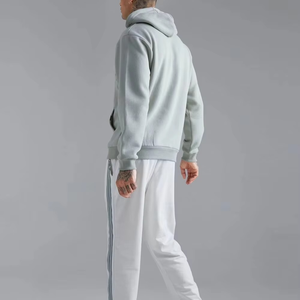 Vente en gros de sweats à capuche gaufrés tricotés anti-rides 260 g/m² pour femmes saison d'hiver en polyester/coton col montant avec logo à l'avant - Product Image 6