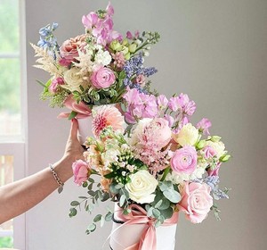 TH CB-039 Caja de papel de cartón de flores de alta calidad Último diseño americano en relieve Navidad Calidad Premium Materiales reciclados - Product Image 5