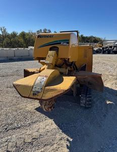 Livraison gratuite SC60TX Broyeur de souches, Moteur diesel CAT Turbo de 60 CV, Roue de coupe de 23 pouces 1330 heures 3500 livres Portée de coupe au-dessus de 27 pouces - Product Image 4