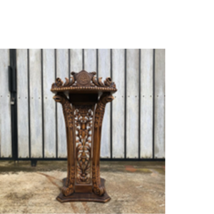 Pupitre d'église antique en bois de teck, table surélevée, pupitre d'autel fait main au design minimaliste - Product Image 1