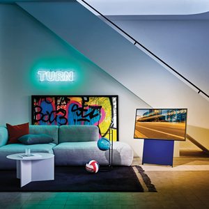 43-Inch 4K QLED Smart QLED TV Rotating Feature - Product Image 3