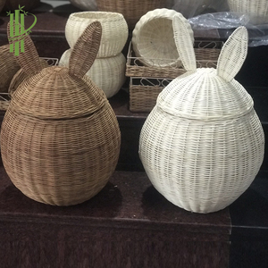 Panier de rangement en rotin fait main en forme de lapin, organiseur en osier, bac à jouets sur pied pour la décoration du salon - Product Image 3