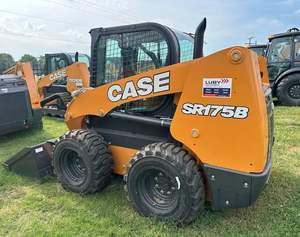 Chargeuse compacte sur pneus SR175B 2024 en alliage d'aluminium avec accouplement hydraulique à 2 vitesses, siège à suspension, éclairage robuste et pompe moteur 72 Low - Product Image 6