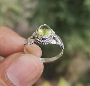 Anillo Ovalado de Peridoto Hecho a Mano en Plata de Ley 925, Joyería con Piedra de Nacimiento de Agosto, Anillo de Piedra Preciosa Verde para Mujer - Product Image 5
