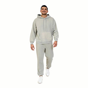 Fusion Max Survêtement décontracté pour homme, haute qualité, sur mesure, tenue de sport respirante et durable, grande taille, à capuche, avec strass - Product Image 1
