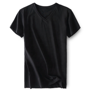 เสื้อยืดคอวีผู้ชาย ผ้าฝ้าย 100% น้ำหนักเบา 180 กรัม ระบายอากาศดี สีพื้น สไตล์ลำลอง สำหรับฤดูร้อน ขายดี ปี 2026 - Product Image 2