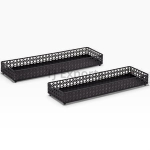 Plateau de service rectangulaire surélevé en métal noir pour chocolat avec base solide pour une présentation haut de gamme - Product Image 5