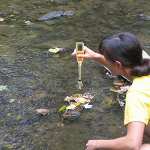 Stylo pH-mètre numérique étanche IP65 à pointe fine pour aliments et produits laitiers, sonde longue de 132 mm pour contenants étroits, tests agricoles - Product Image 2