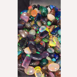 385ชิ้นโอปอลสีดำจากเอธิโอเปียธรรมชาติขนาด7มม. ถึง15มม. ลูกแพร์รูปไข่เพชรทรงหลังเบี้ย509 CTS iroc ขาย gemstones CAB เรา $286 - Product Image 1
