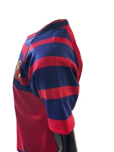 Camiseta de rugby de 4 capas de tela de alta calidad, hecha a medida, con cuello redondo y cinta en el cuello, de alto rendimiento. - Product Image 3