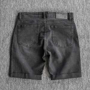 Design personnalisé brodé Street Style Summer Denim Washed Shorts Street Wear Jean Baggy Shorts pour hommes - Product Image 3