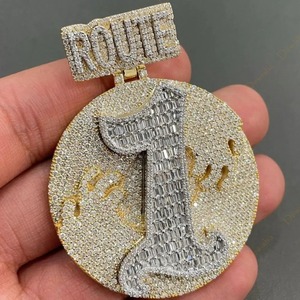 Haute qualité S925 argent Sterling VVS Moissanite coupe ronde pleine glace Hip Hop lettre pendentif diamant rappeur prix de gros - Product Image 2