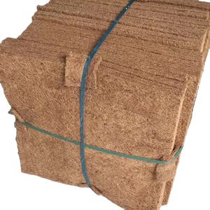 Anneau de paillis en fibre de coco, tapis de paillis en fibre de coco carré, tapis de paillis en fibre de coco pour le jardinage et l'agriculture biologique - Product Image 1
