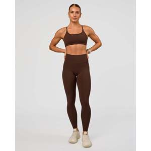 Soutien-gorge de sport Twist - Imprimé chocolat chaud, haut court rembourré réglable pour le yoga et les activités sportives, disponible en grandes tailles - Product Image 6