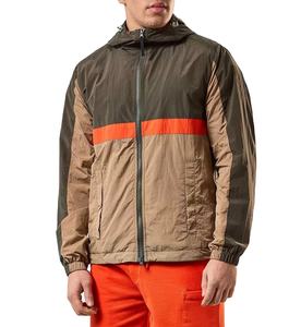 Veste d'extérieur décontractée pour hommes personnalisée OEM de grande taille 100% coupe-vent imperméable respirant en polyester avec décoration en fourrure - Product Image 4