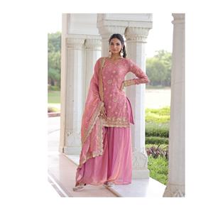 Vente en gros de costumes Sharara en coton avec broderie et sequins, vêtements de fête pour femmes, costumes Sharara pour la vente à l'exportation - Product Image 1