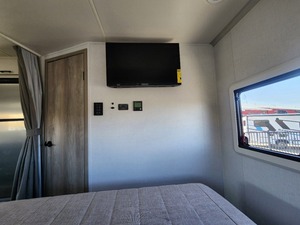 CHEAP CARAVAN NEW Euro6 Luxury Camper Trailer Motorhome RV Offroad 4-6 Persons Used Camping Premium Lightweight <b>Mini</b> Modern 4x4 - Product Image 2