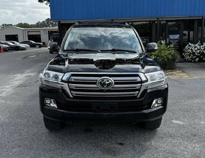 PERFECTAMENTE USADO 2019 T o yo o t a Land Cruiser - Product Image 1