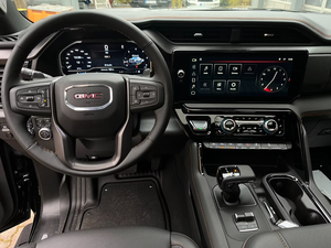 NUEVO GMC Sierra 1500 2025, Motor 6.2L, 420hp, Gasolina, 8 Cilindros, 4x4, Euro6, Transmisión Automática, Volante a la Izquierda - Product Image 2