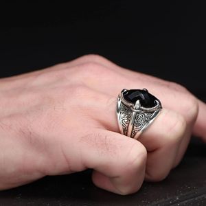 Anillo de Hombre Azuris VALKH1990 de Plata de Ley 925 Hecho en Turquía, Estilo Otomano Original con Piedra Natural, Joyería Fina - Product Image 1