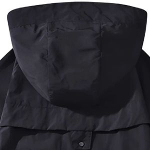 Conjunto cortavientos negro OEM hecho a medida con múltiples bolsillos chaqueta con capucha y cremallera y manga larga corta de tela de poliamida - Product Image 4