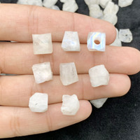 Cuentas de piedra en bruto de piedra lunar arcoíris Natural de 8-10mm, piedras preciosas en bruto perforadas al por mayor para la fabricación de joyas