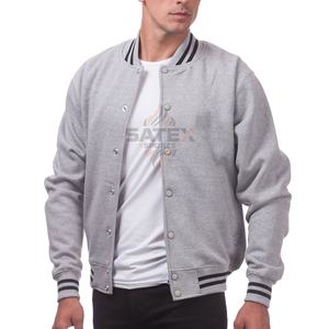 เสื้อแจ็คเก็ตวาร์ซิตี้ผู้ชายแบบสั่งทำ ผ้าแคนวาส คอตั้ง คุณภาพสูง ดีไซน์แบบเย็บติดกัน  แบบมีฮู้ดด้านหน้า เป็นมิตรกับสิ่งแวดล้อม ระบายอากาศได้ดี - Product Image 2