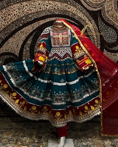 ชุดเดรสแบบดั้งเดิมของอัฟกานิสถานสำหรับผู้หญิงชุด610แบบดั้งเดิมทำจากผ้าไหมหรูหราเสื้อผ้าพื้นเมืองของเด็กผู้หญิงตามสั่ง - Product Image 4