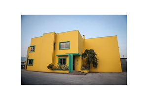 Cubo Amarillo Fabricado en Italia para Obras de Construcción, Apilable, de Plástico y Acero, Estándar EN, Servicio de Corte Personalizado, Almacenamiento de Residuos - Product Image 5