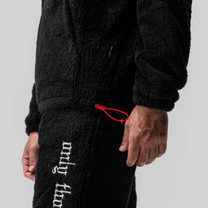 Sudaderas Sherpa de alta densidad para máxima calidez disponibles a granel para boutiques de moda y minoristas - Product Image 3