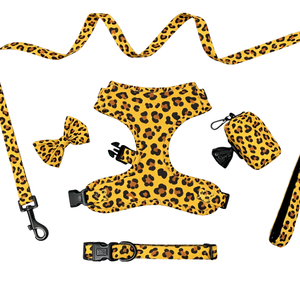 Conjunto de Arnés Resistente para Perro con Arnés Acolchado Transpirable, Correa, Corbatín, Pañuelo y Dispensador de Bolsas para Excrementos Coordinado - Product Image 1